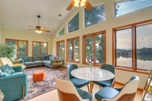 Hot Tub and Dock Waterfront Bristol Area Retreat