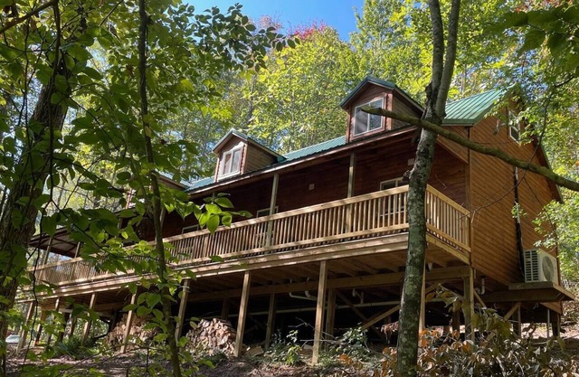 Hot Tub (Private) | DogsOK | FirePit | Hiking | Climbing