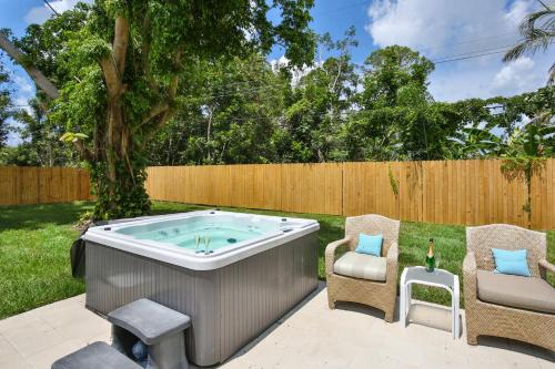 Hot Tub Retreat with Big Private Fenced Yard by Beach