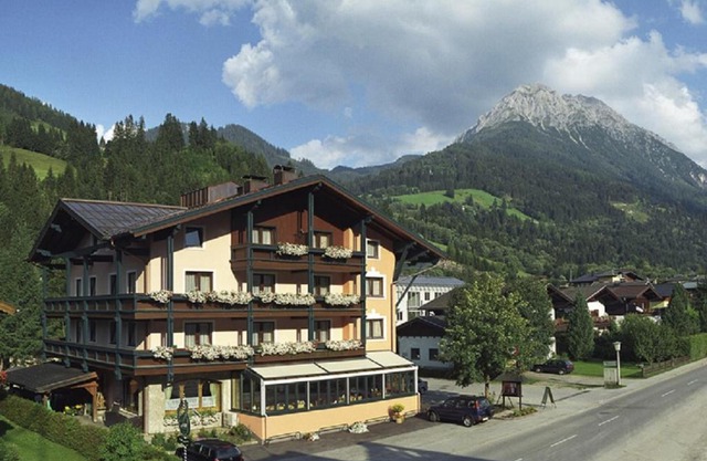 Hotel Alpina