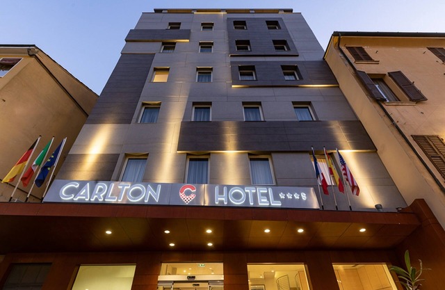 Hotel Carlton