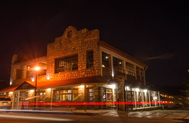 Hotel Cascada Inn