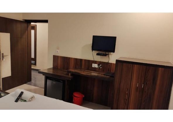 Hotel Heera Continental, Mathura