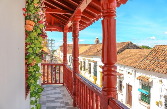 Hotel Jardines Evans By GEH Suites