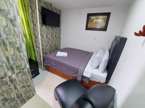 Hotel Punto 100
