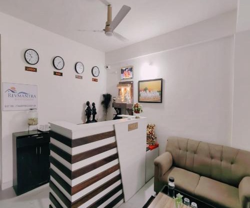 Hotel Revmantra Kharadi