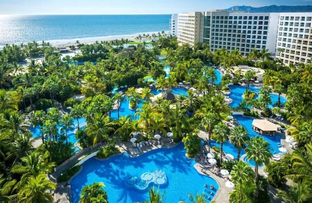 Hotel Room in Nuevo Vallarta at Luxury Vidanta Resort