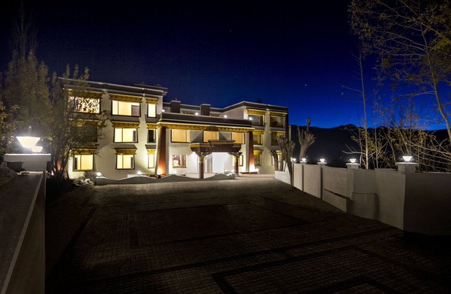 Hotel Sia Residency