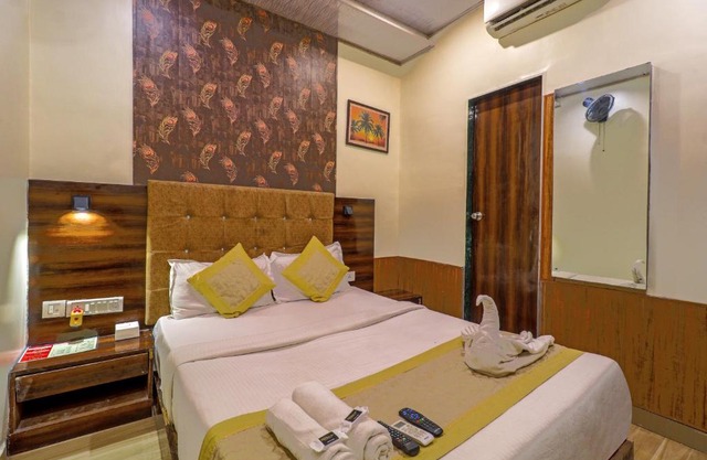 HOTEL SIGNATURE INN