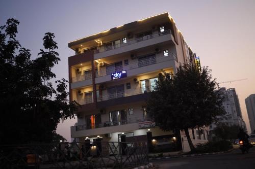 Hotel Sky