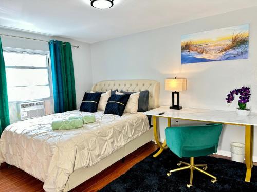 Hotel-Style, No Host, Professionally Managed ID252