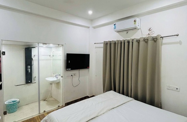 Hotel The White House Varanasi