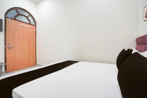 Hotel White House