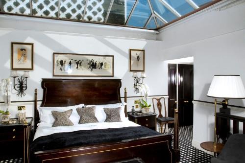 Hotels In London With Pet Friendly, Child Friendly, Other