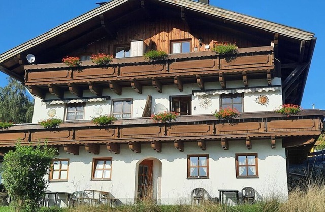 House 10 Hochstein Comfortable holiday residence