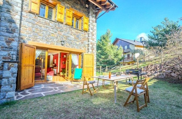 House 4 rooms 10 Pax, Fireplace, Garden & BBQ on the Slopes
