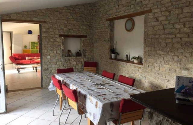 House 5 minutes from downtown La Rochelle