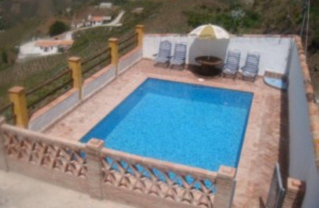 House - 6 Bedrooms with Pool and WiFi - 8798