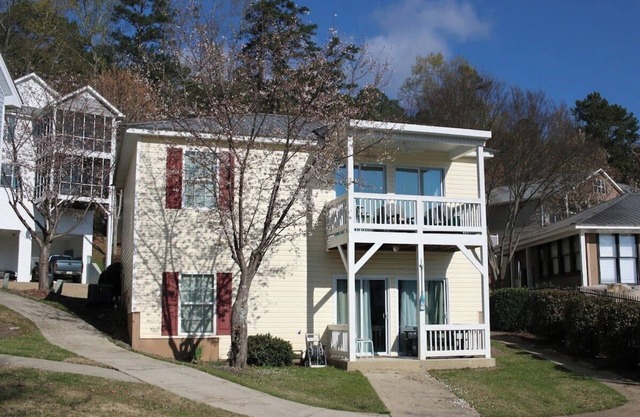 House #61 Teal We Meet Again (Pet Friendly)