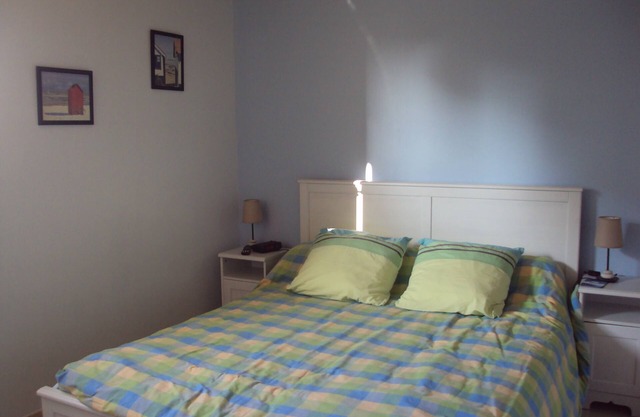 HOUSE 8-10 PEOPLE 300m from the beach, 1km from shops