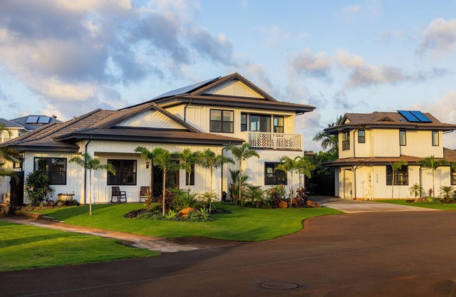 House and Cottage in Beautiful Poipu Beach Estates
