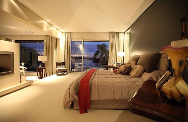 House with great views to the Bahua Grande