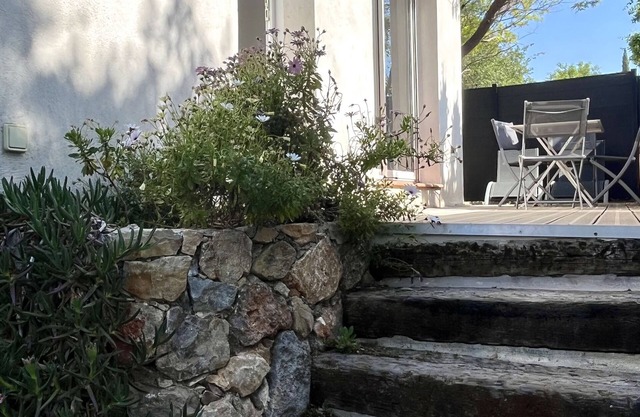 House at the foot of Mont Caume and close to the beaches