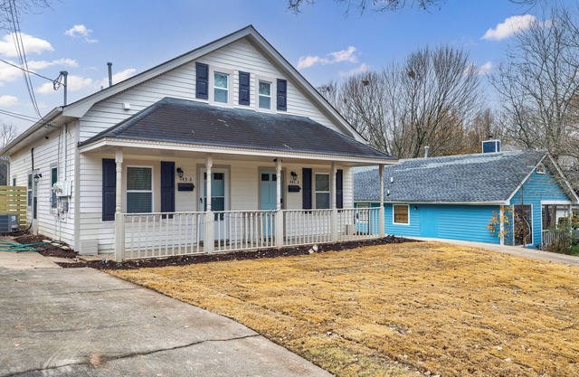 House B Atlanta Zoo Private Parking Fully Fenced Side Yard 2 Bedroom 2 Bathroom