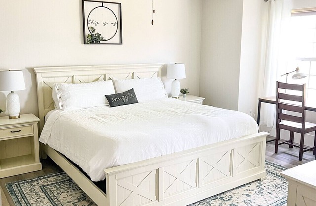 House by Airport Very Fast Internet!