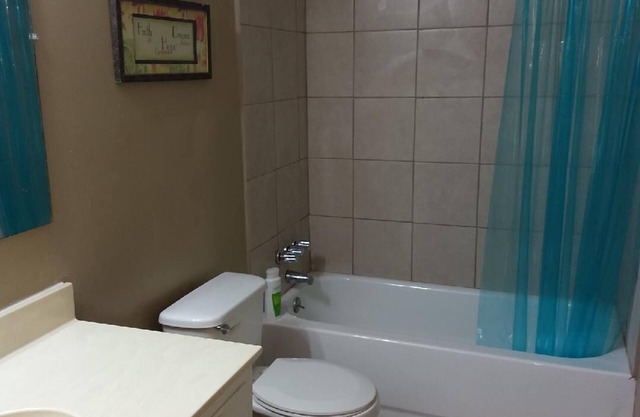 House has lots of rooms and close to the interstate and downtown