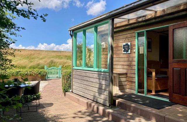 House in Anjum with Private Parking and Lake Views