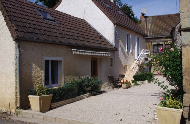House - Le Tâcheron City View