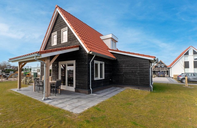 House near Scherpenisse Beach with Garden