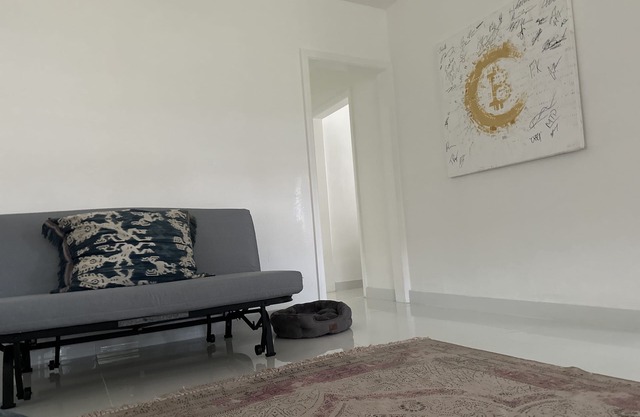 House,parking,beach 12min