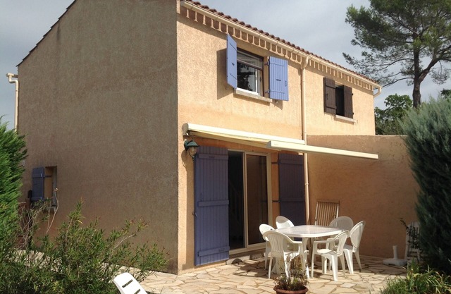 House with garden, secure estate in a quiet area, T3 T3 air-conditioned rooms