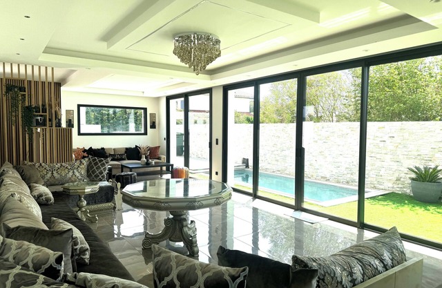 House with heated pool