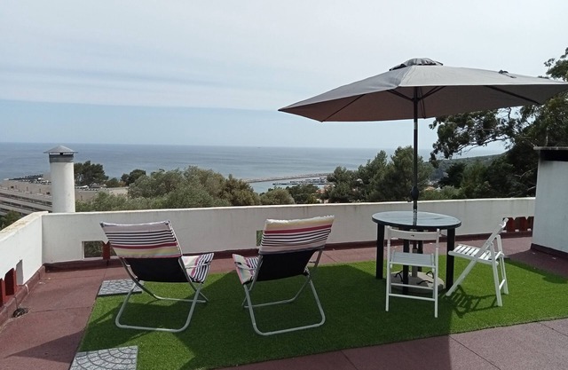 House with sea and castle views