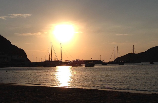 House with sea views in Kamares, Sifnos