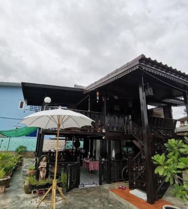 Huan Jaikaew Guesthouse