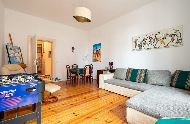 Huge (110sqm), central, child-friendly and new in Ausgehkiez Friedrichshain.