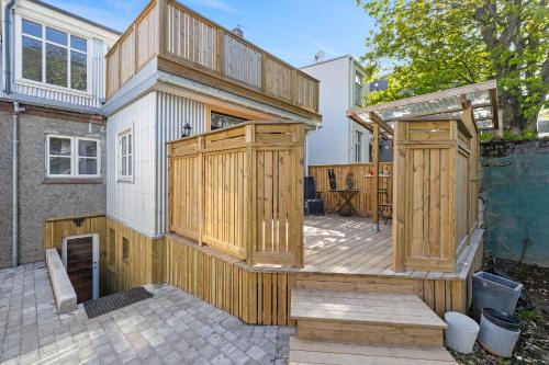 Huge Apartment - Best Location - Large Patio