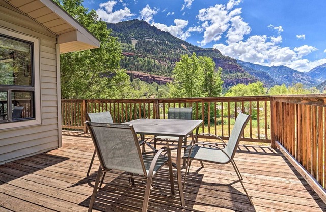 Hummingbird 5br/3ba Home