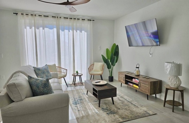 I month minimum leasing of Charming 3-bedroom townhome in superb Lakewood Ranch