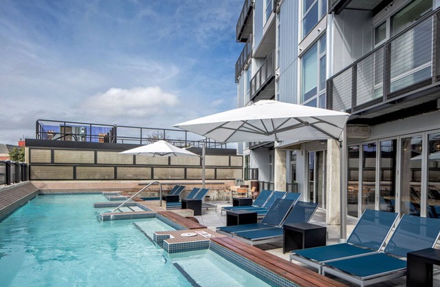 Ideal Shaw Studio w/Gym, W/D & Roof, near U Street, by Blueground