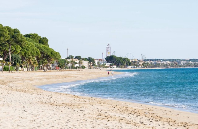 Ideal space with barbecue 500m beach