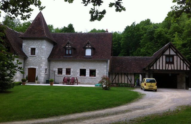 Ideal stopover to visit the Loire castles.