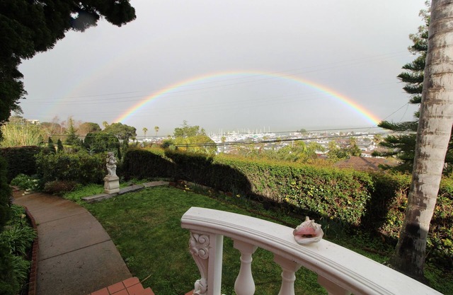 Idyllic Private Villa with Stunning S.F. Bay and Yacht Harbor View