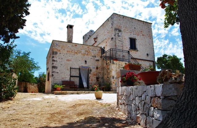 Il Trullo E Il Fortino