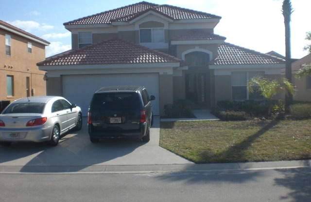 IMMACULATE FAMILY HOME SLEEPS 10 GATED COMMUNITY SOLANA 20 MINS DISNEY