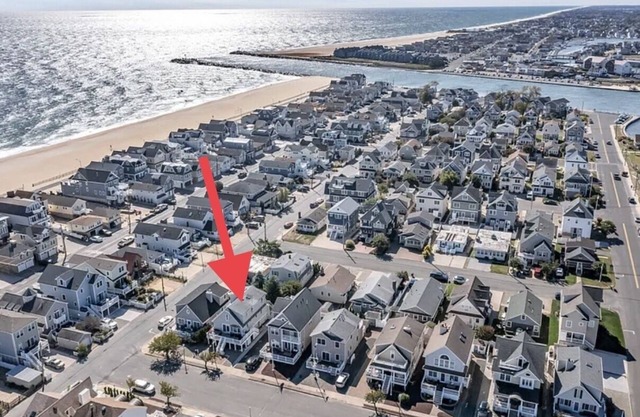 Immaculate House Steps from Manasquan Beach